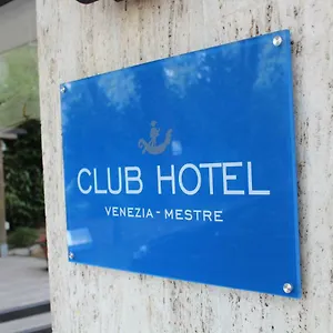 Hotel Club